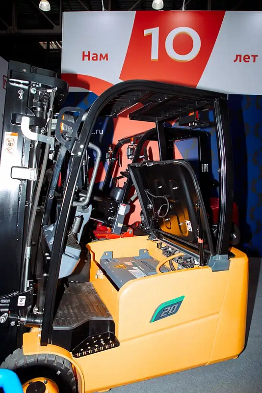Фотогалерея: OXLIFT на выставке CeMAT Russia (16–18 сентября 2025 г.) 11