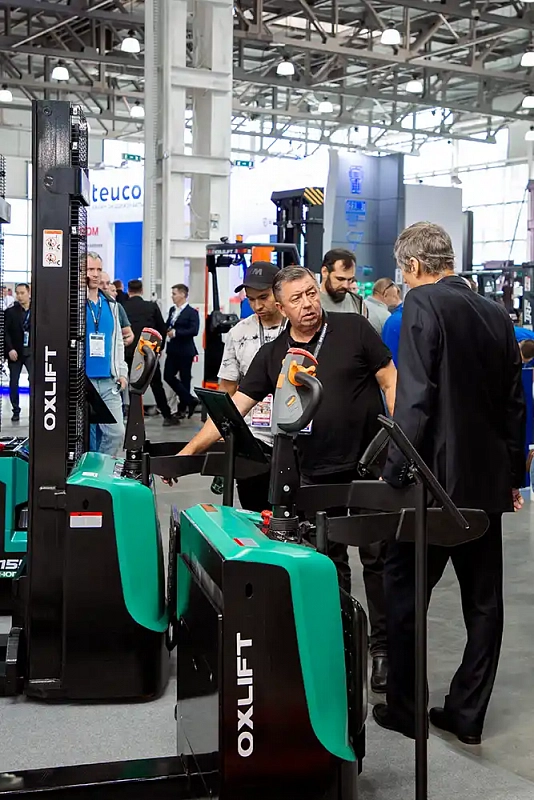 Фотогалерея: OXLIFT на выставке CeMAT Russia (16–18 сентября 2025 г.) 63