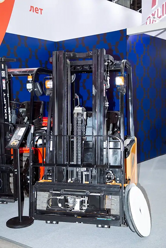Фотогалерея: OXLIFT на выставке CeMAT Russia (16–18 сентября 2025 г.) 53