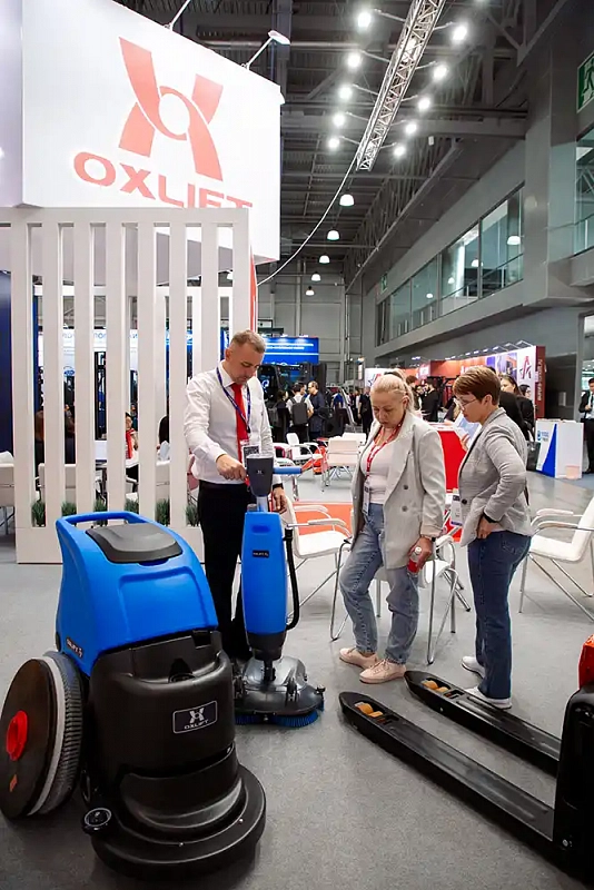 Фотогалерея: OXLIFT на выставке CeMAT Russia (16–18 сентября 2025 г.) 27
